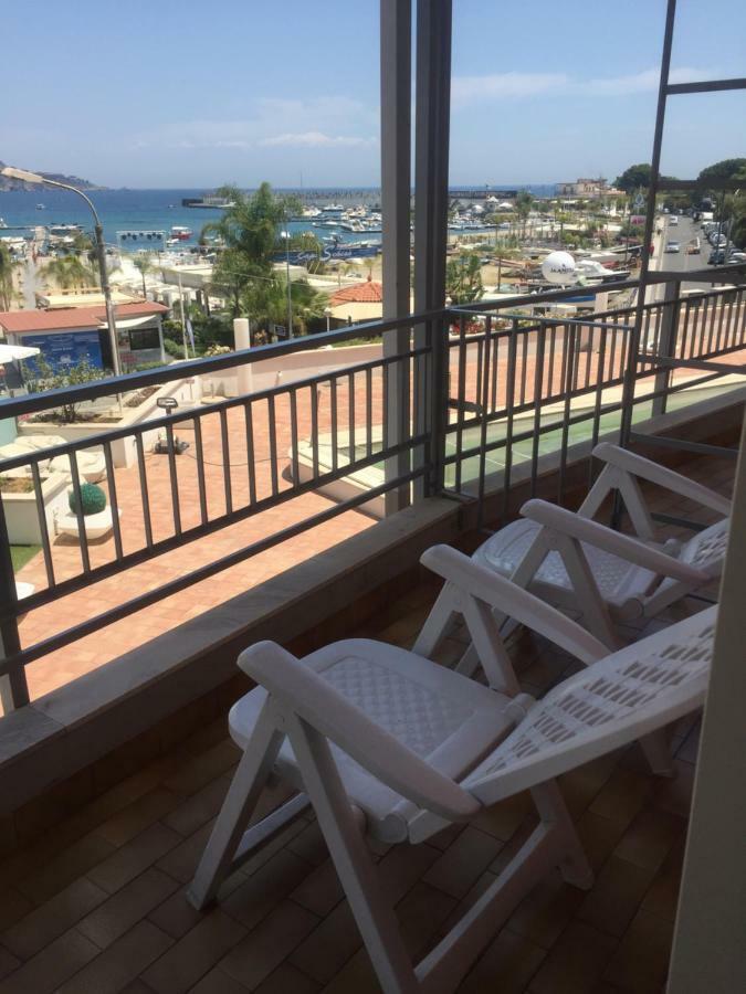 Casa Di Paolo Apartment Джардини Наксос Екстериор снимка